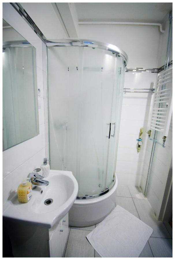 斯塔洛瓦沃拉Color 24 Apartament IV公寓 外观 照片